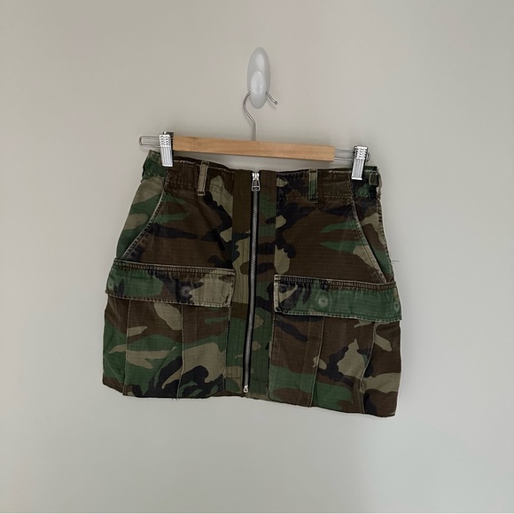 RE/DONE Upcycled Cargo Micro Skirt size XS - Picture 1 of 7